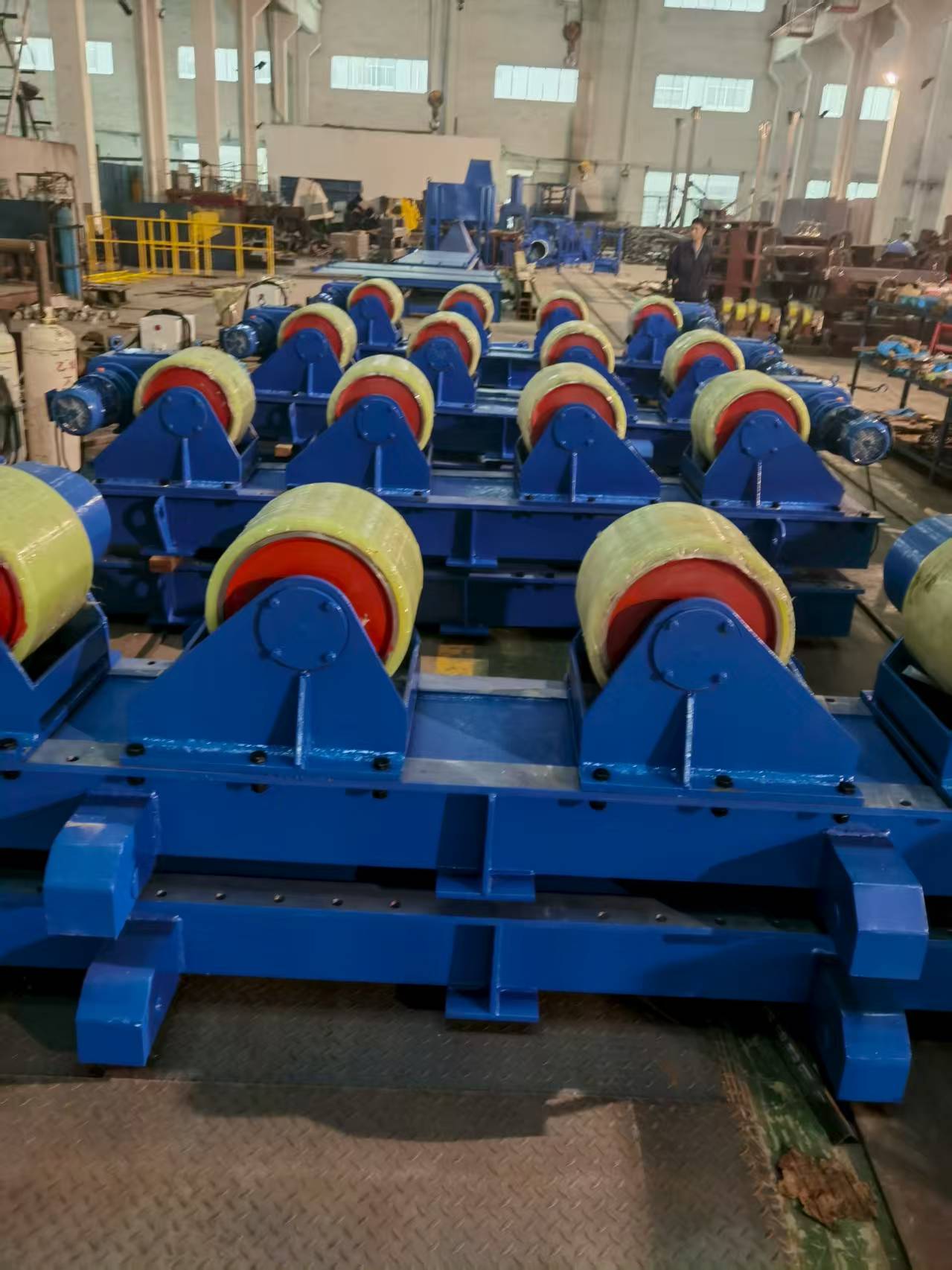 Self-Adjusting Welding Roller Frame 2